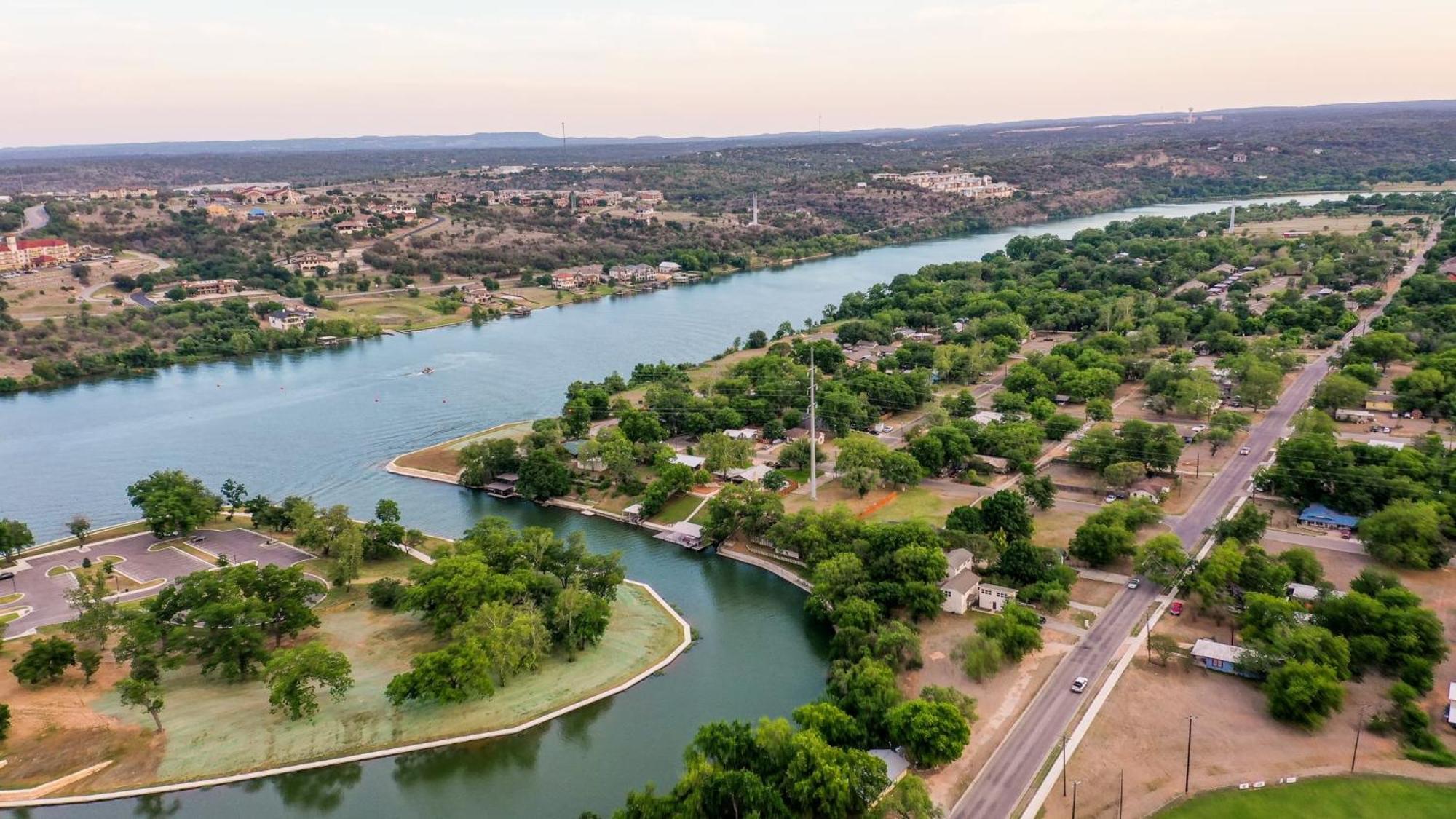 Lake Marble Falls Waterfront, House, Wet Slip, Huge Yard Villa Exterior photo